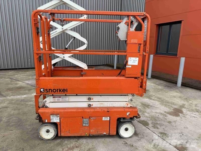 Snorkel S3215E Kĺbové plošiny