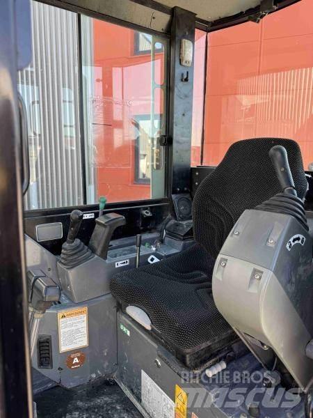Takeuchi TB 23 Mini rýpadlá < 7t