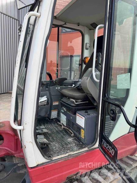 Takeuchi TB 250 Mini rýpadlá < 7t