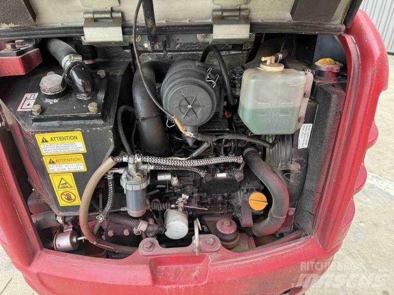 Takeuchi TB216 Mini rýpadlá < 7t