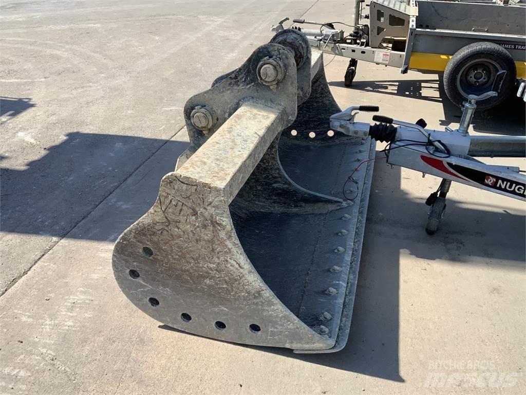 JCB 7ft Grader Bucket Ďalšie poľnohospodárske stroje