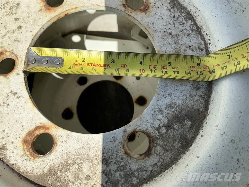  Unused Wheels And Tyres Ďalšie poľnohospodárske stroje