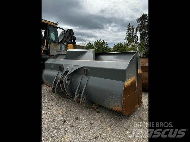 Liebherr GODET Stavebníctvo - ostatné