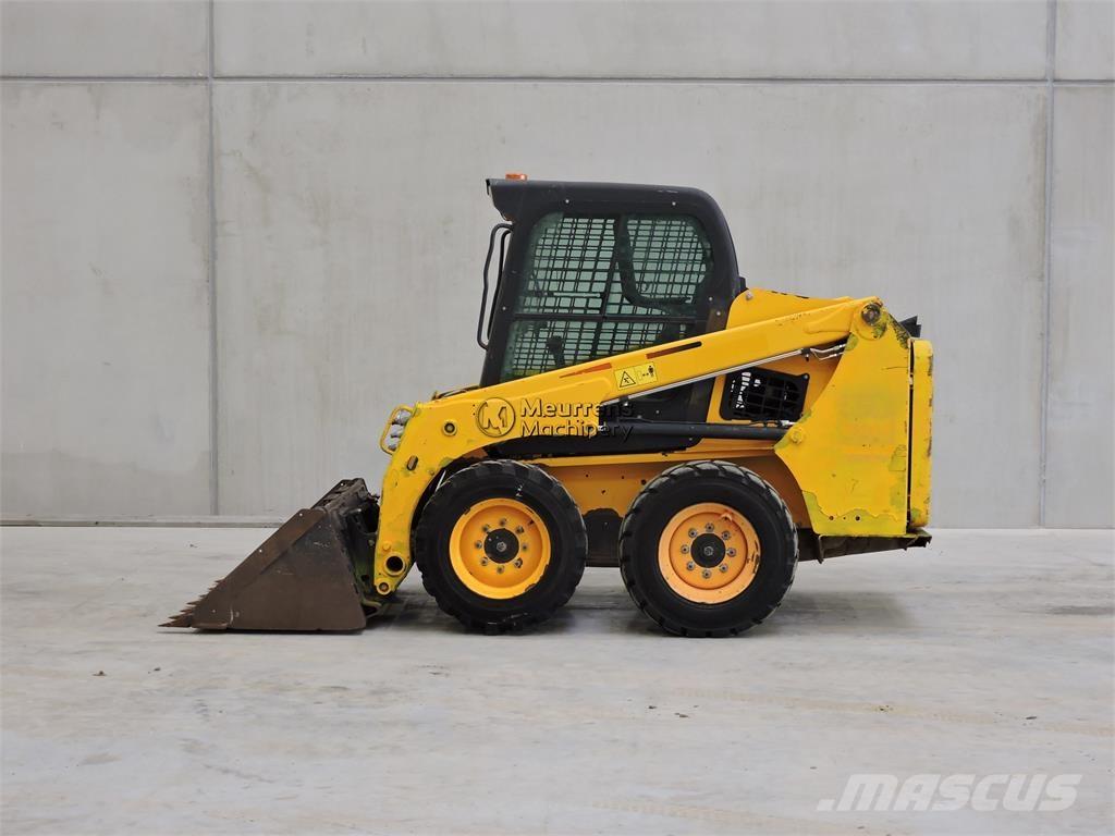 Bobcat S450 Kolesové nakladače
