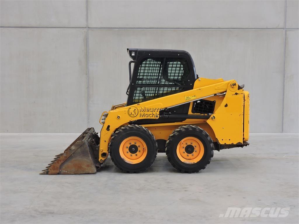 Bobcat S450 Kolesové nakladače