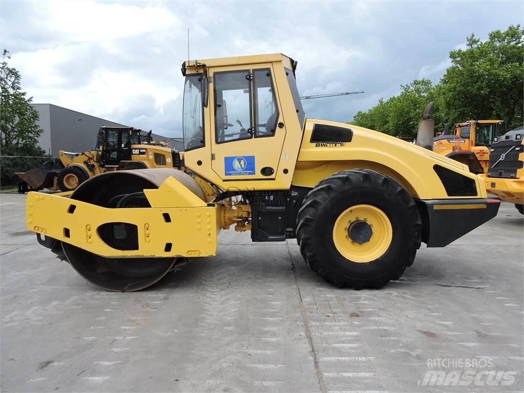 Bomag BW211D-4 GERMAN Ďalšie valce