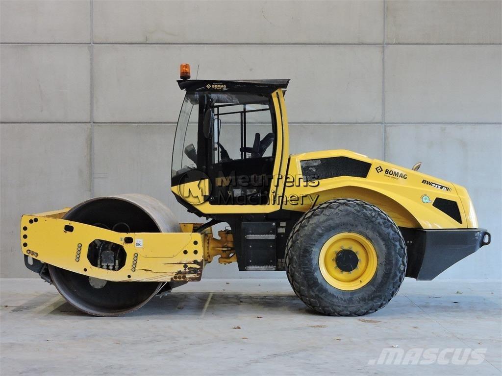 Bomag BW213 Ďalšie valce