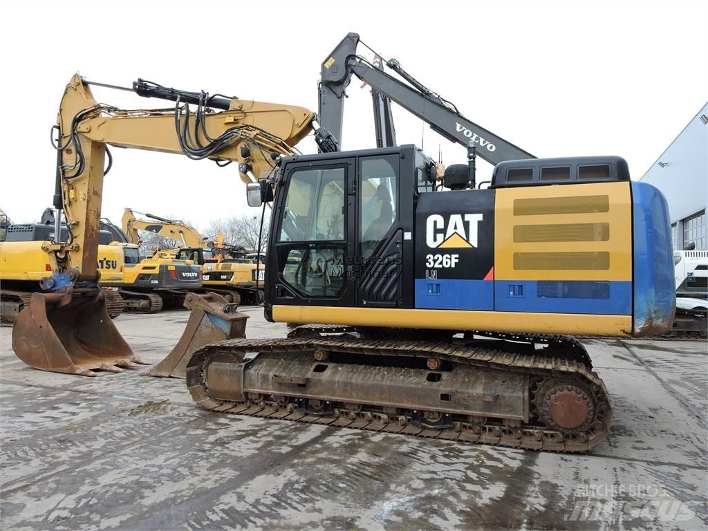 CAT 326F Pásové rýpadlá