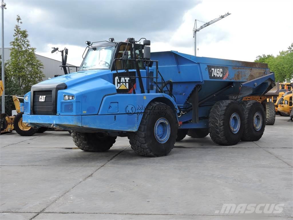 CAT 745C TAILGATE Kĺbové nákladné autá