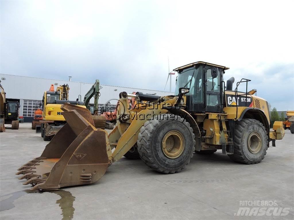 CAT 972M Kolesové nakladače