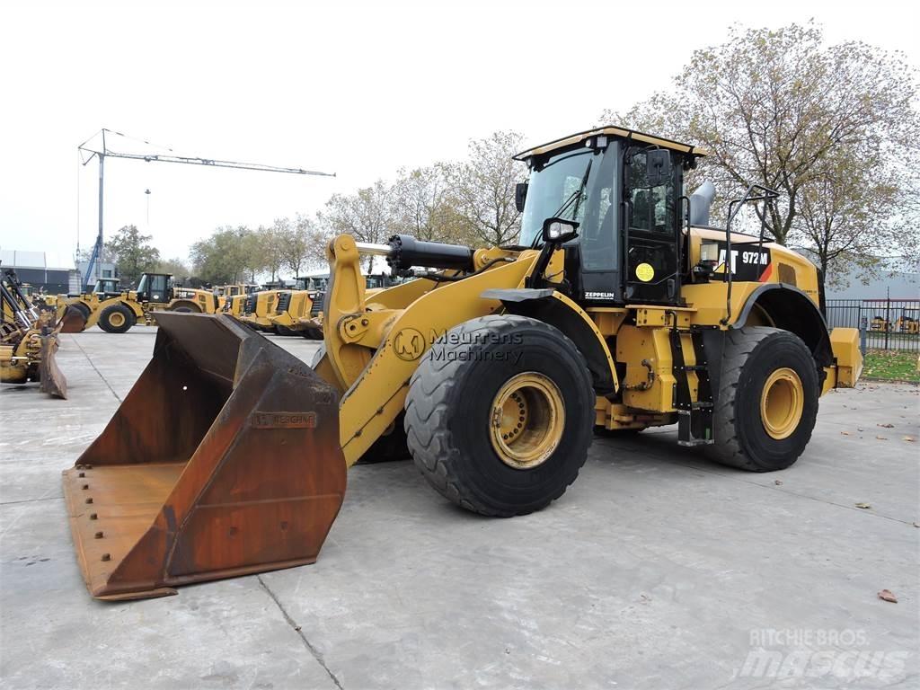 CAT 972M Kolesové nakladače