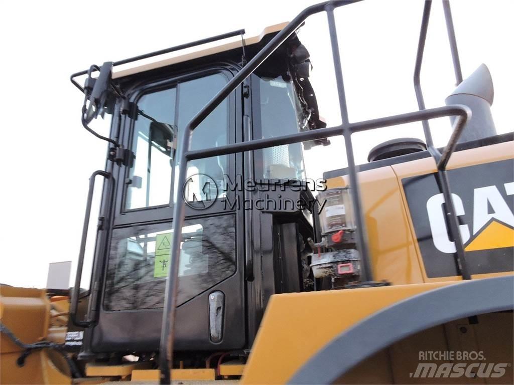 CAT 980M Kolesové nakladače