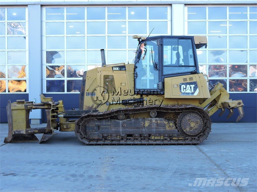 CAT D6K Buldozéry