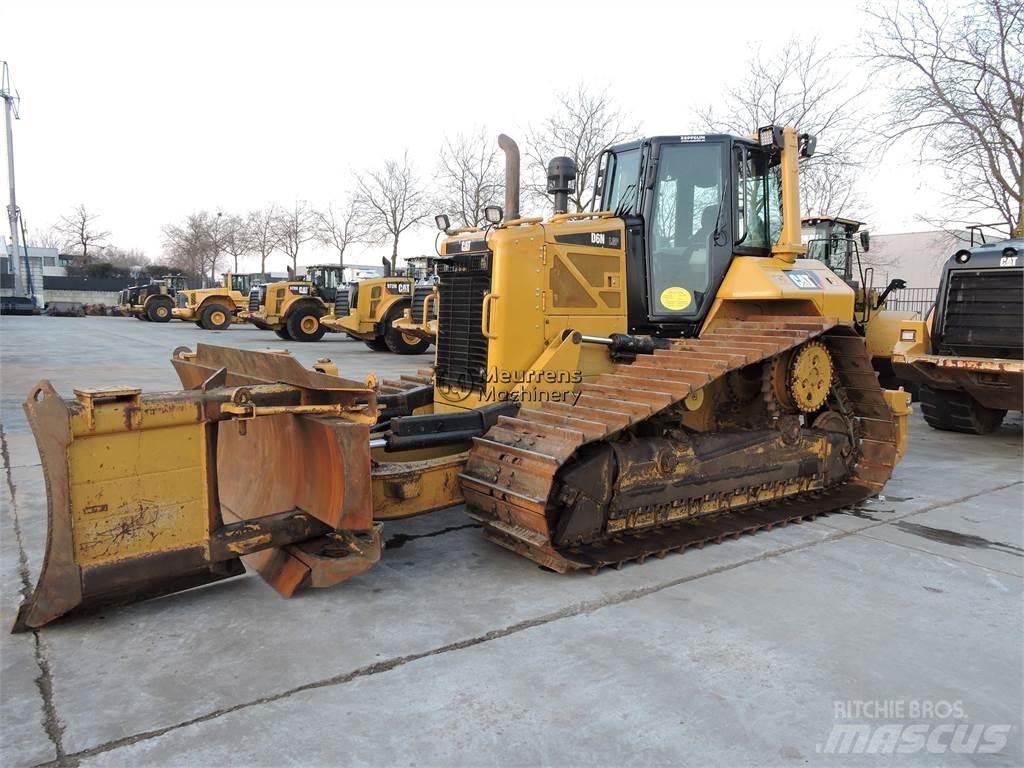 CAT D6NLGP Buldozéry