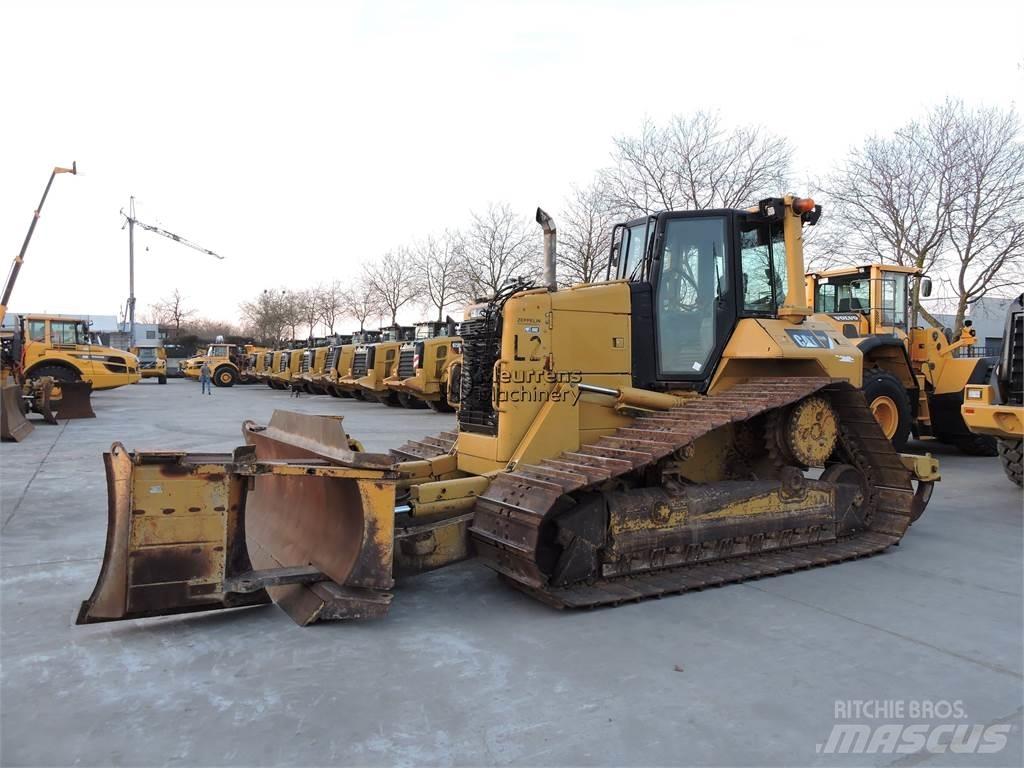 CAT D6NLGP Buldozéry