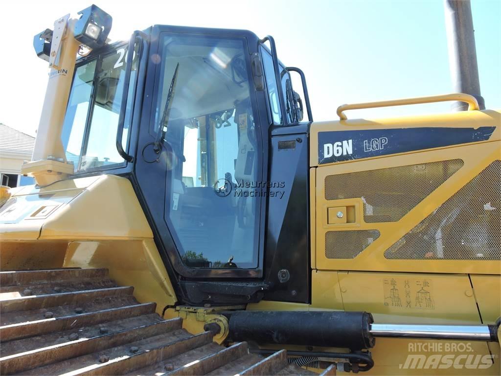 CAT D6NLGP Buldozéry