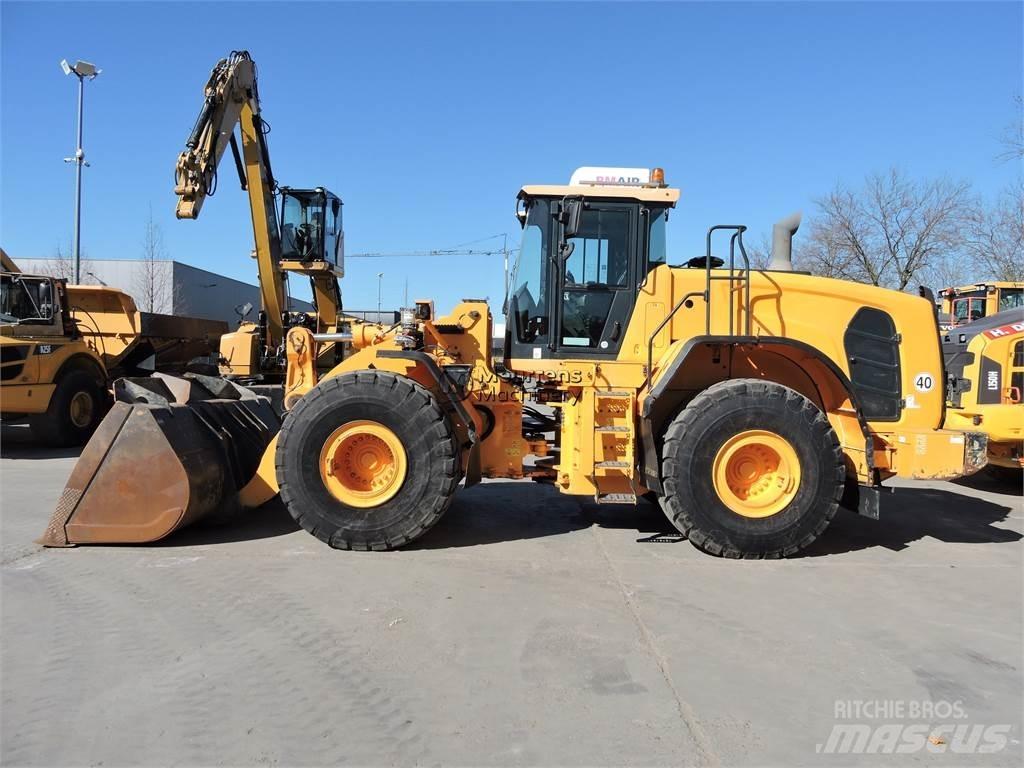Hyundai HL970 Kolesové nakladače