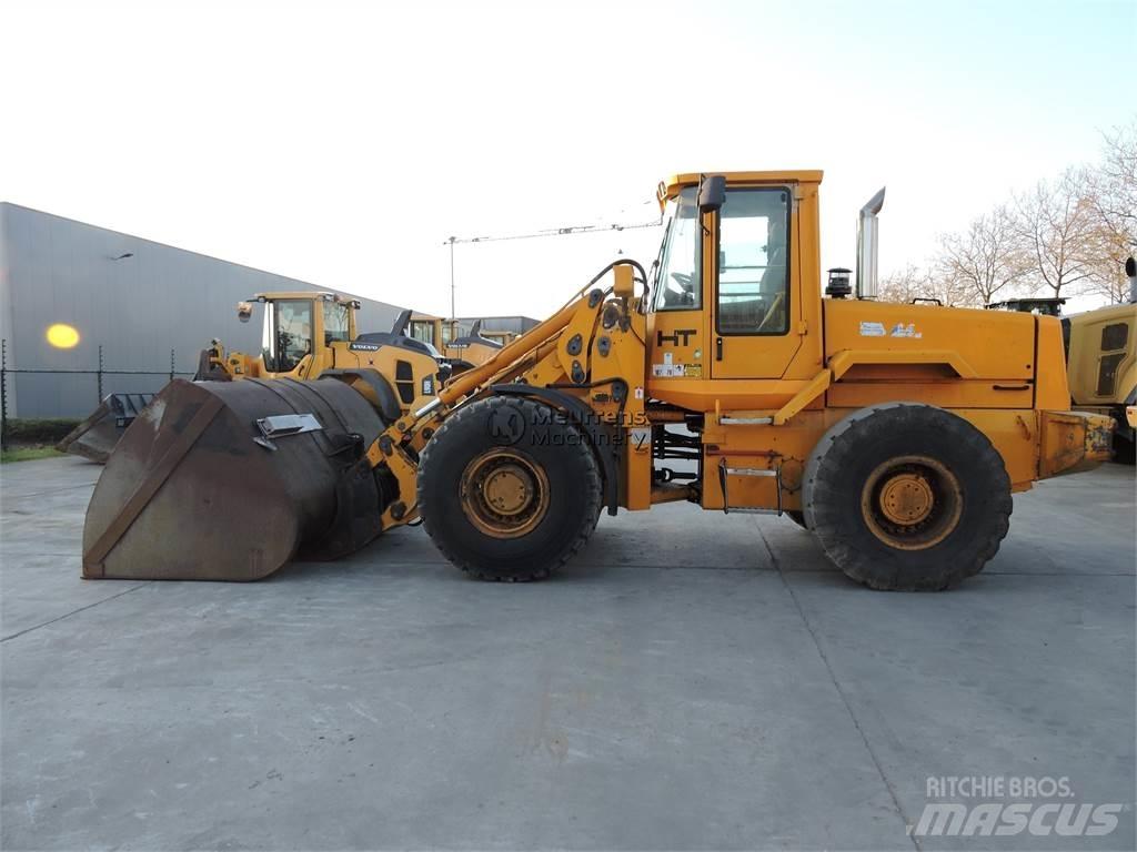 JCB 436B Kolesové nakladače