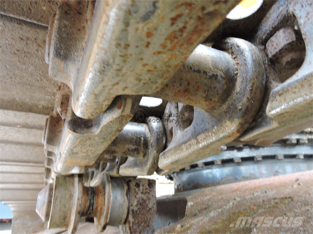 Komatsu PC180LX-7 Pásové rýpadlá