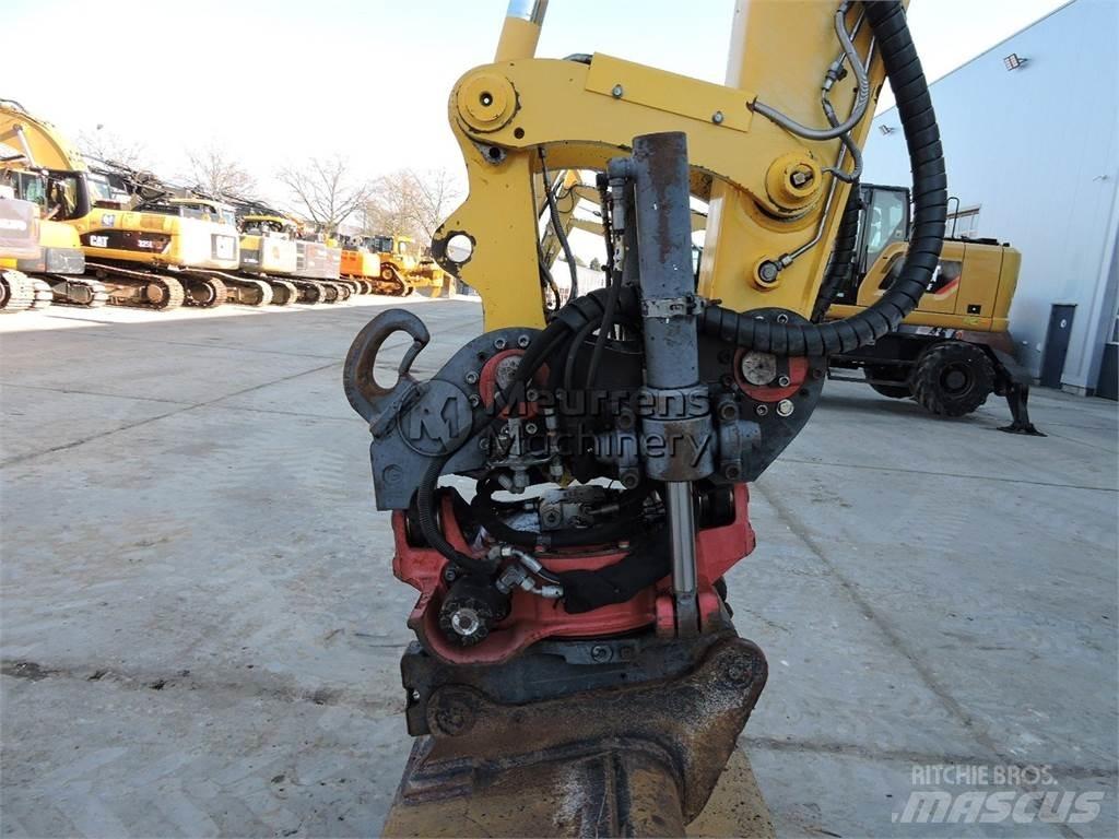 Komatsu PW148 Kolesové rýpadlá