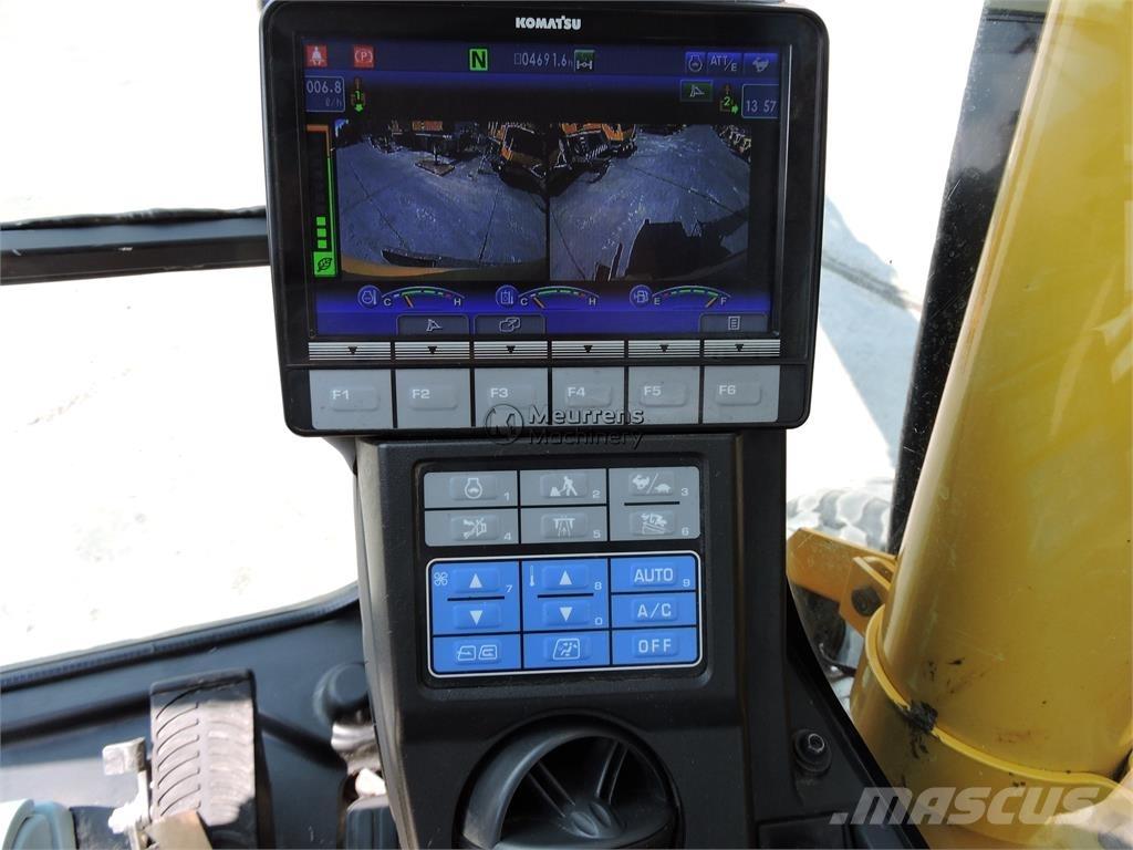 Komatsu PW148 Kolesové rýpadlá