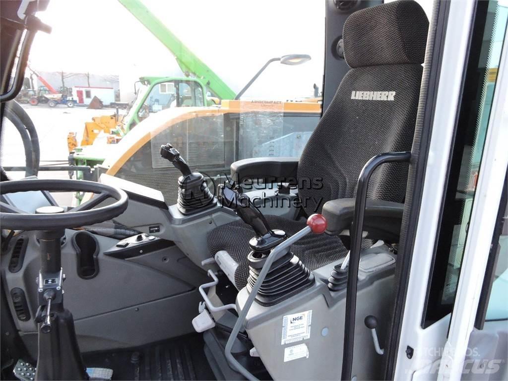 Liebherr A910 Kolesové rýpadlá