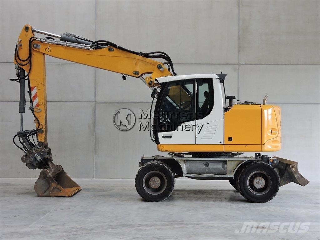 Liebherr A918 Kolesové rýpadlá