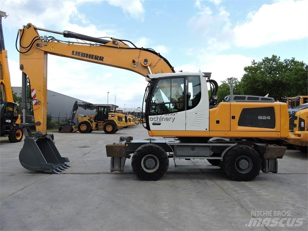 Liebherr A924 Kolesové rýpadlá