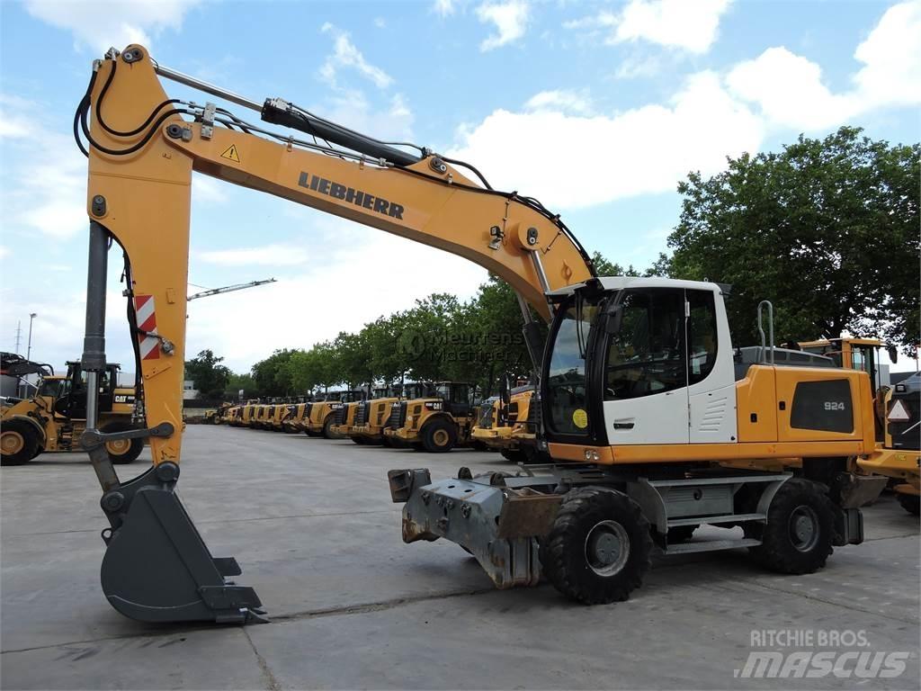 Liebherr A924 Kolesové rýpadlá