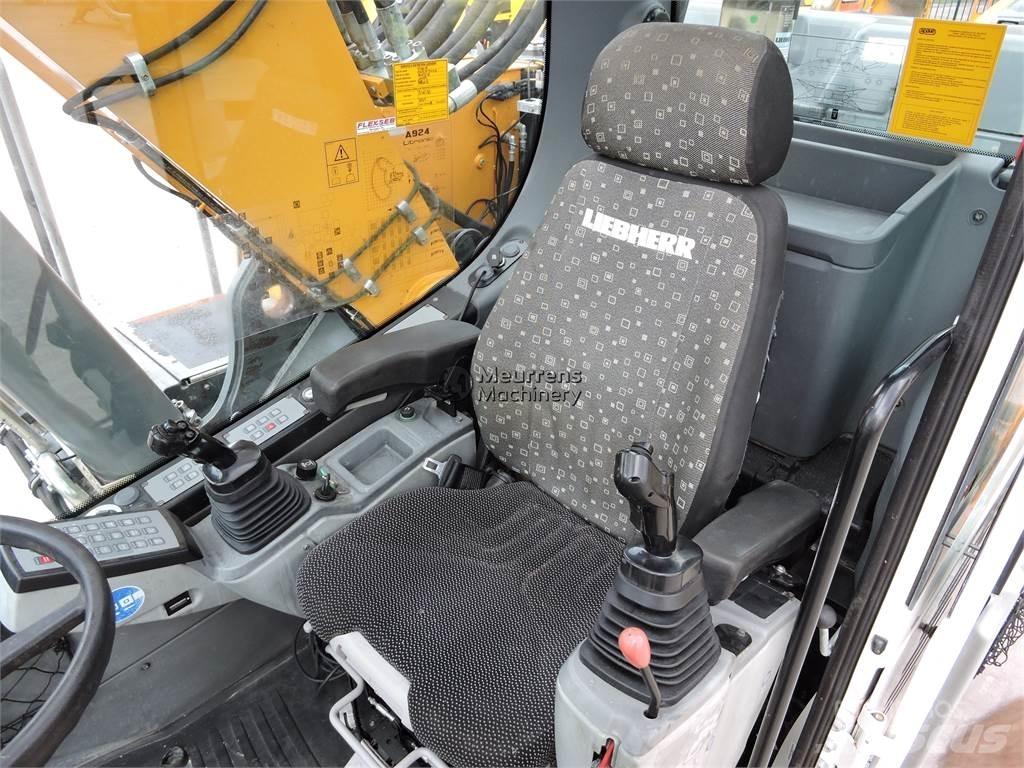 Liebherr A924 Kolesové rýpadlá