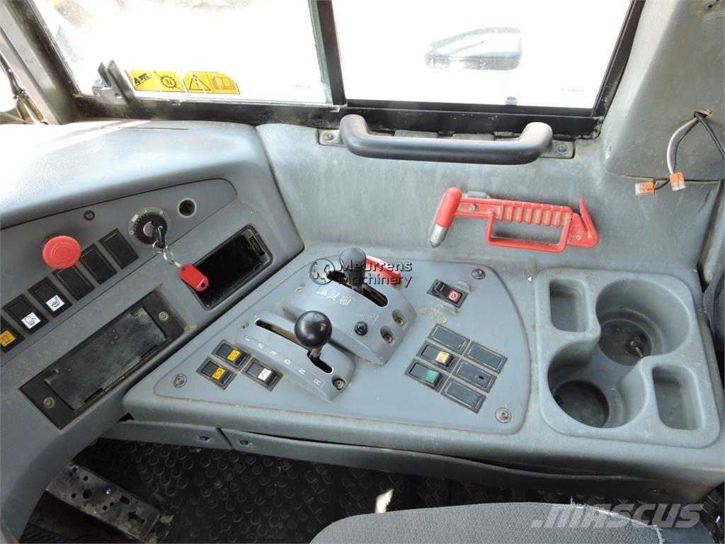 Volvo A25E Kĺbové nákladné autá