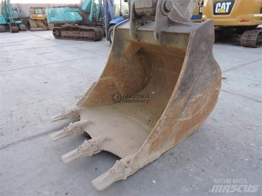 Volvo EC460 Pásové rýpadlá
