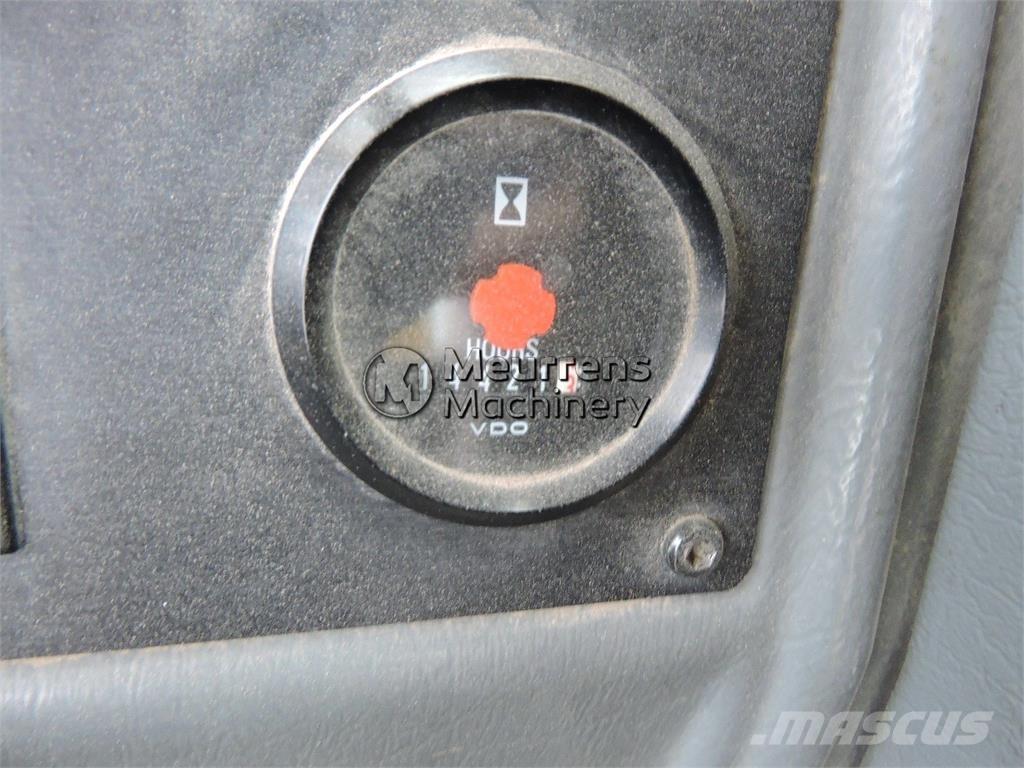 Volvo L180E Kolesové nakladače