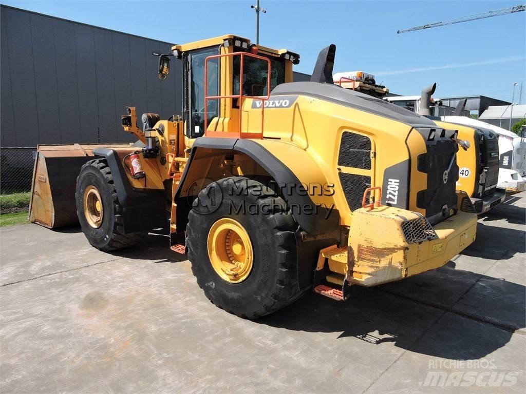 Volvo L220H Kolesové nakladače