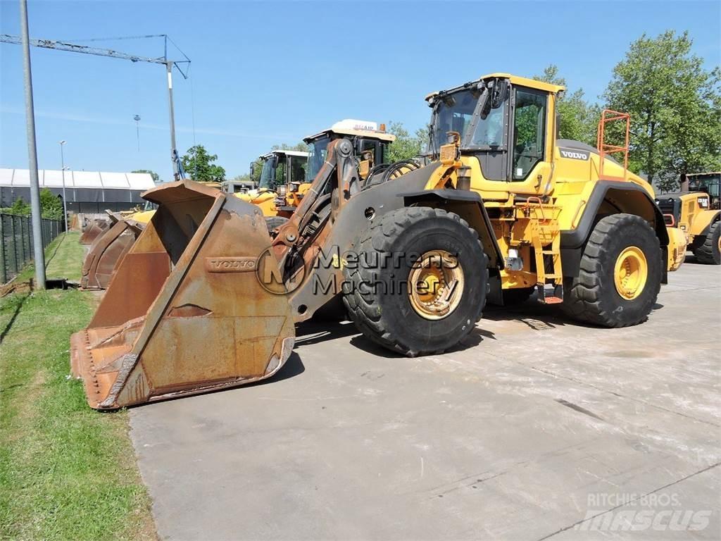 Volvo L220H Kolesové nakladače