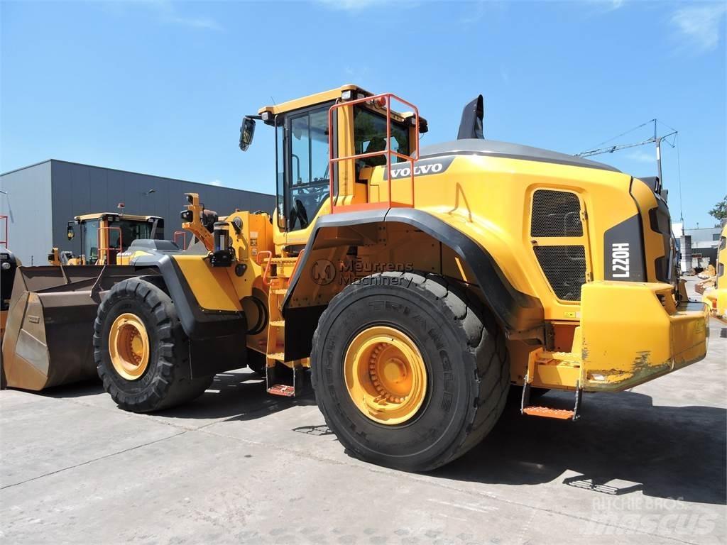 Volvo L220H Kolesové nakladače