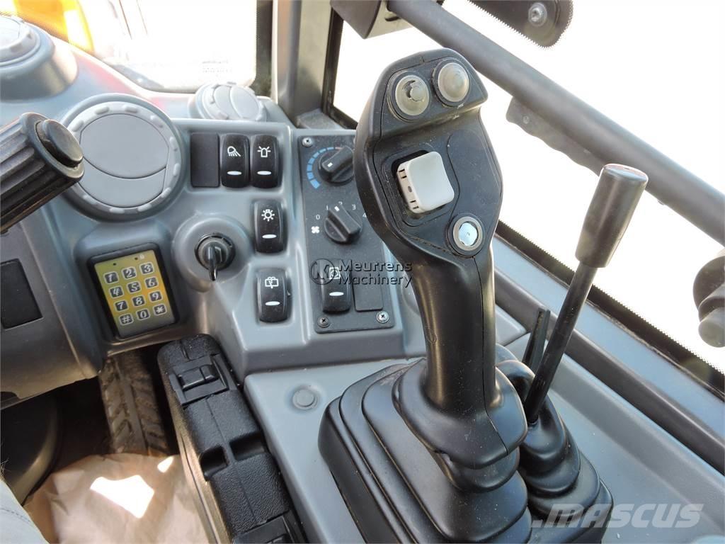 Volvo L25F + FORK Kolesové nakladače