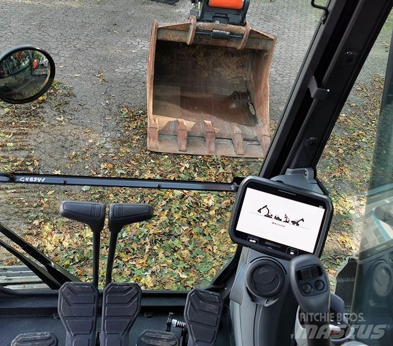 Doosan DX 210 LC-7 Pásové rýpadlá