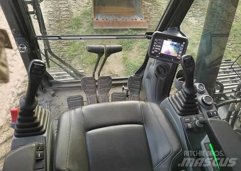 Doosan DX 225 LC-7 Pásové rýpadlá