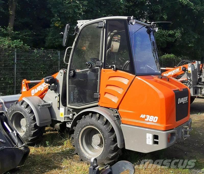 Weycor AR 380 Kolesové nakladače