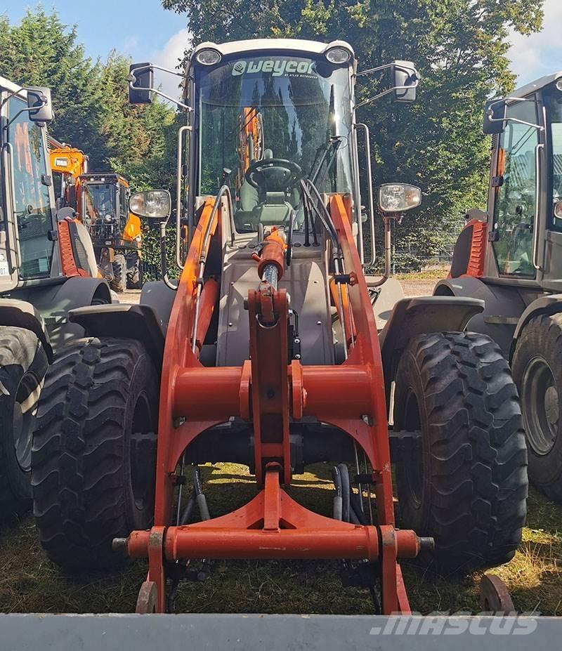 Weycor AR 520 Kolesové nakladače