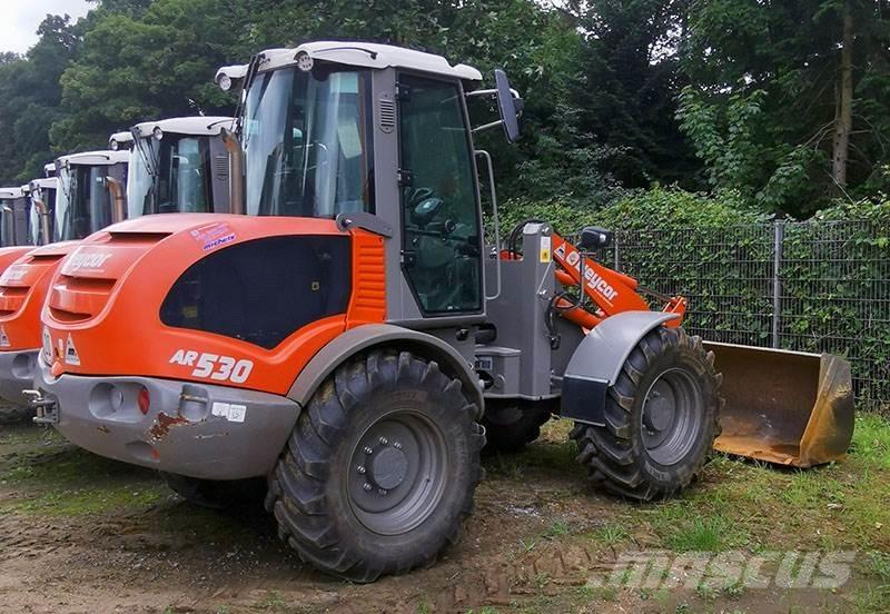 Weycor AR 530 Kolesové nakladače