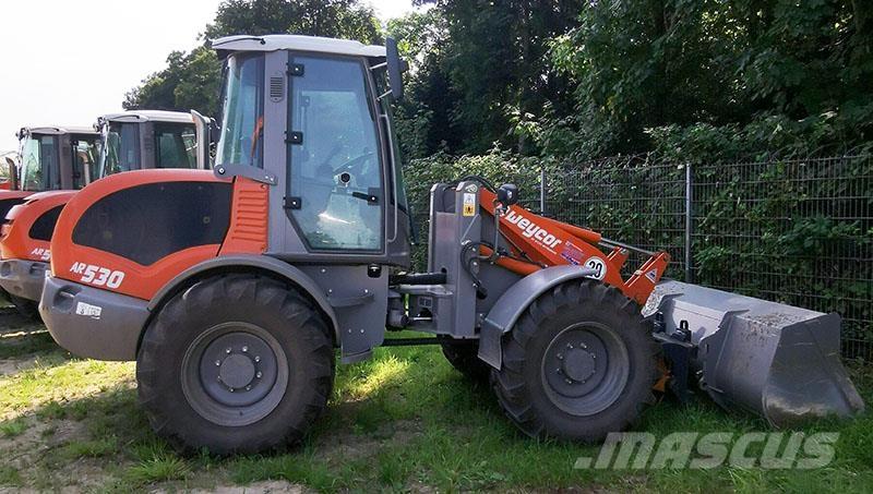 Weycor AR 530 Kolesové nakladače