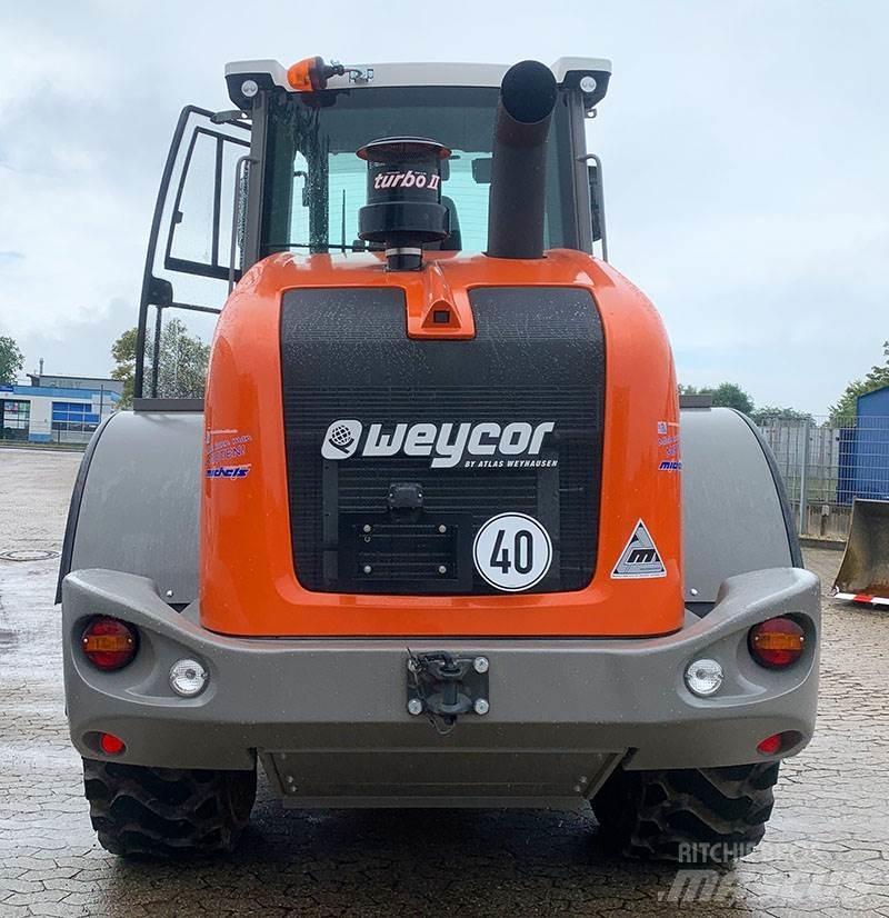 Weycor AR 660 Kolesové nakladače
