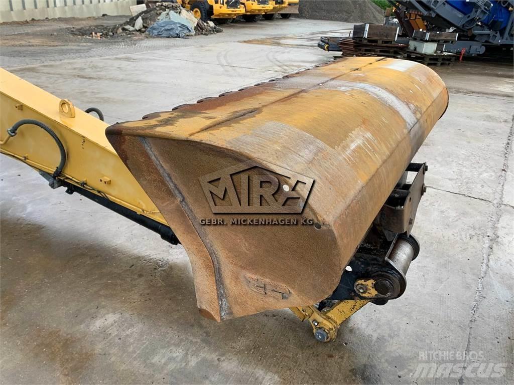 CAT 2000 mm Hĺbkové lopaty