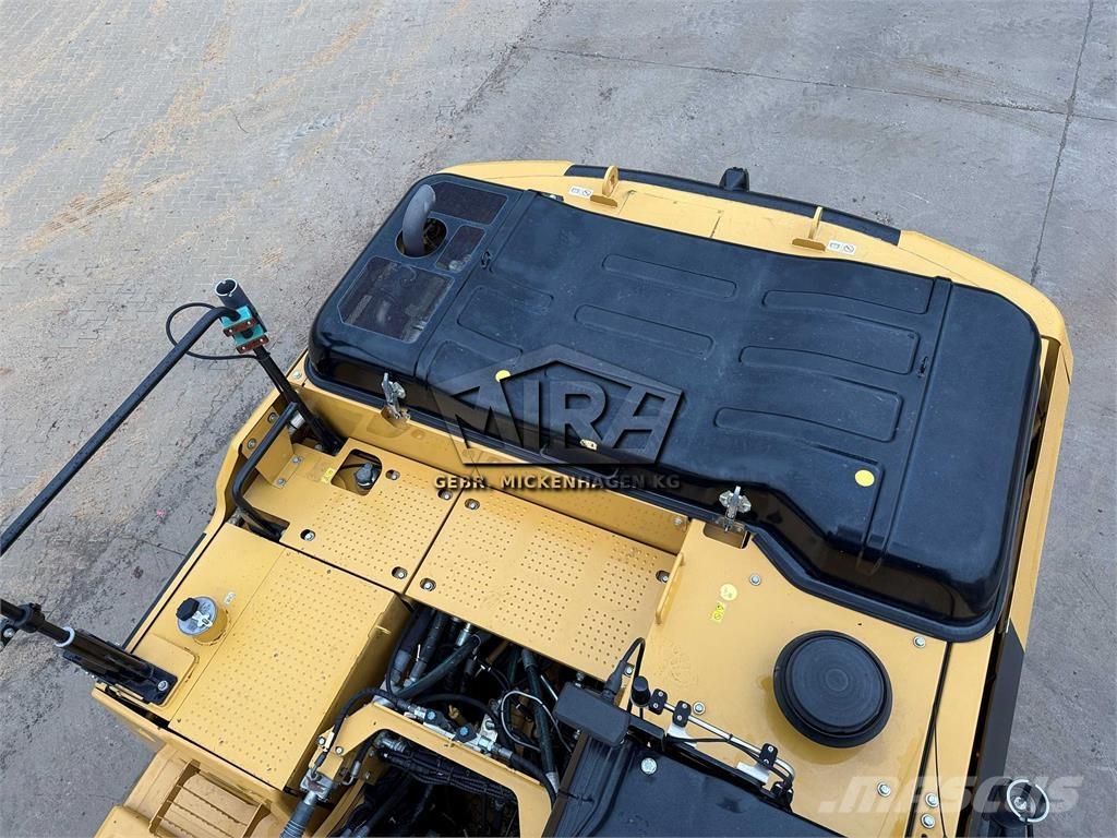 CAT 320 FL Pásové rýpadlá