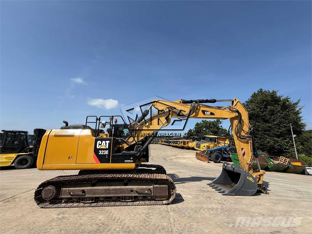 CAT 323 EL Pásové rýpadlá