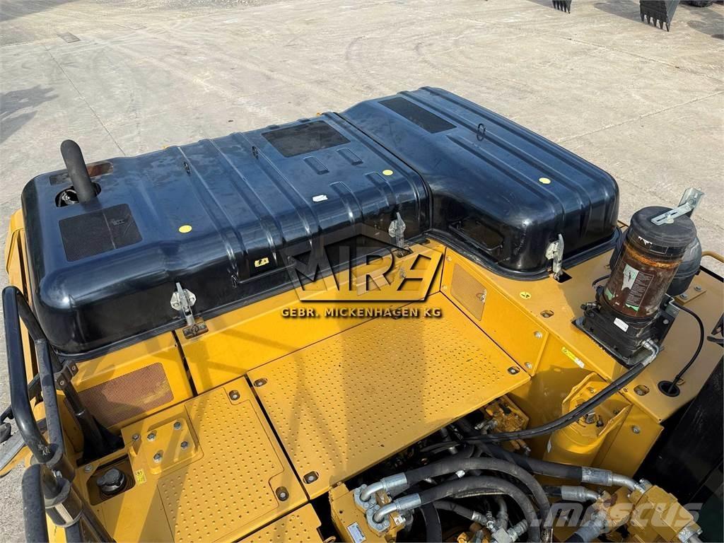 CAT 336 FLN XE Pásové rýpadlá
