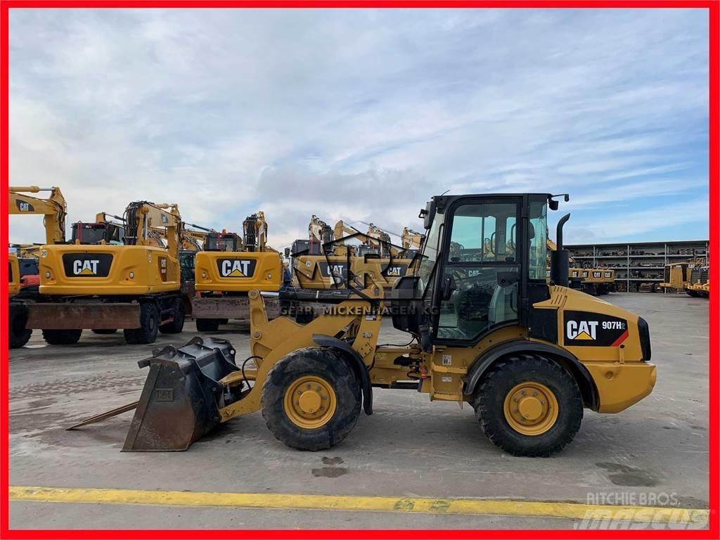 CAT 907H2 Kolesové nakladače