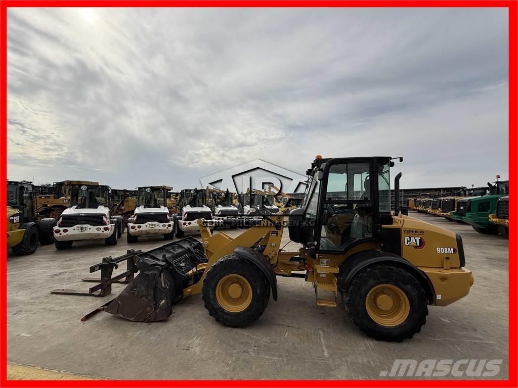 CAT 908 M Kolesové nakladače